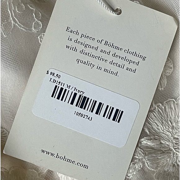 NWT Bohme Off shoulder eyelet lace ivory maxi dress - Picture 2 of 6